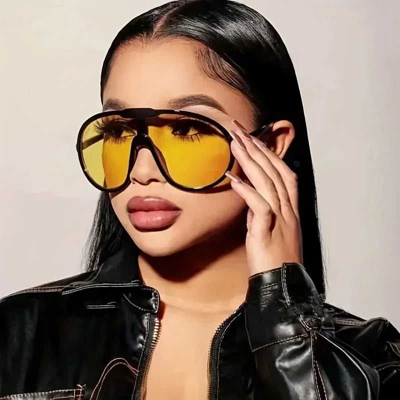 SHADES & BAGS